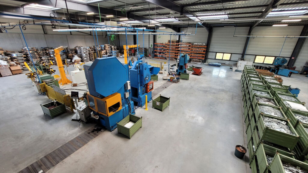 KUCHLY - Fabrik für Blechtiefziehen